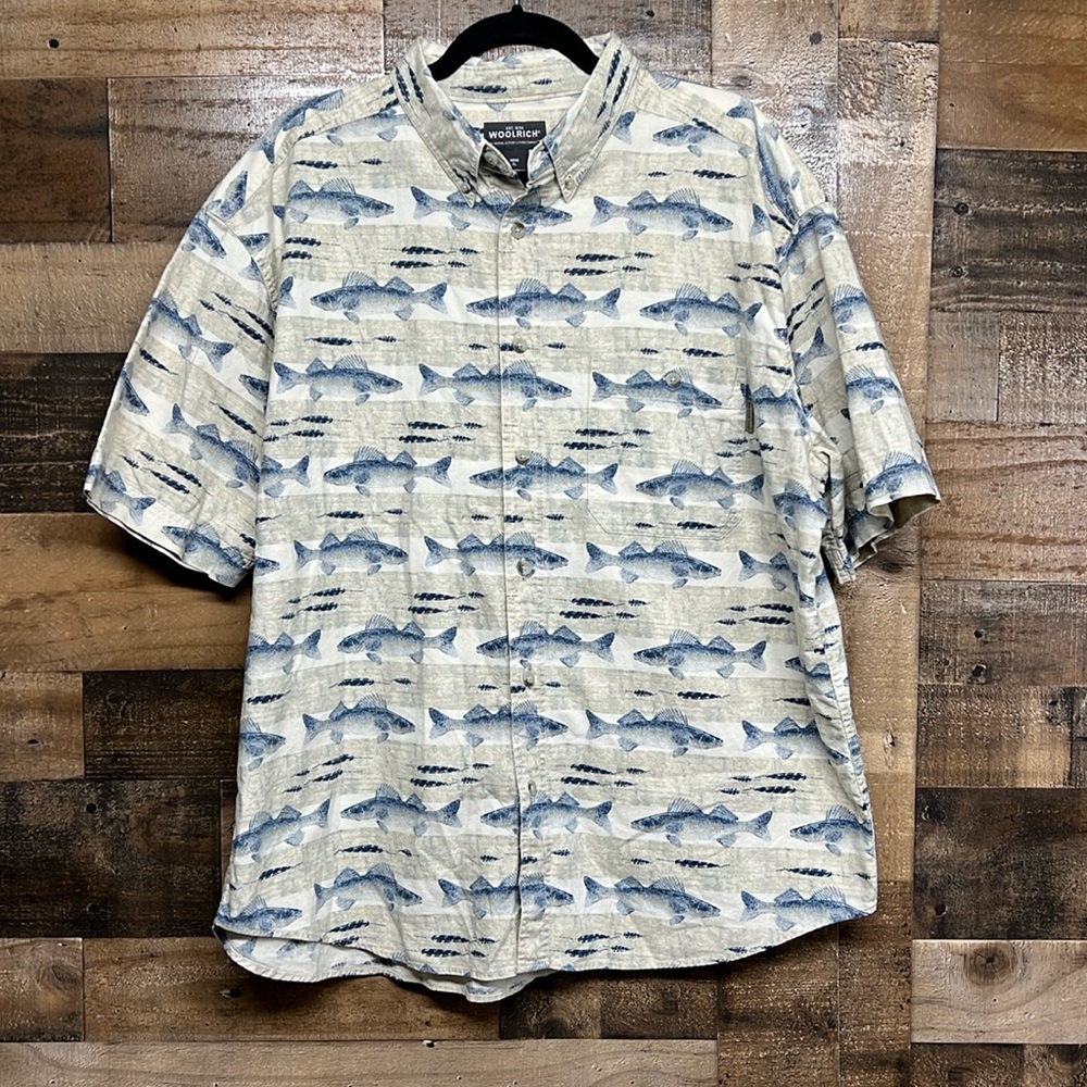 Woolrich Short Sleeve Button Up Shirt Curry Fish & Dragonfly Men's Size‎ XL
